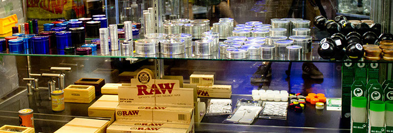 Puff N Stuff Smoke Shop - Store Photos